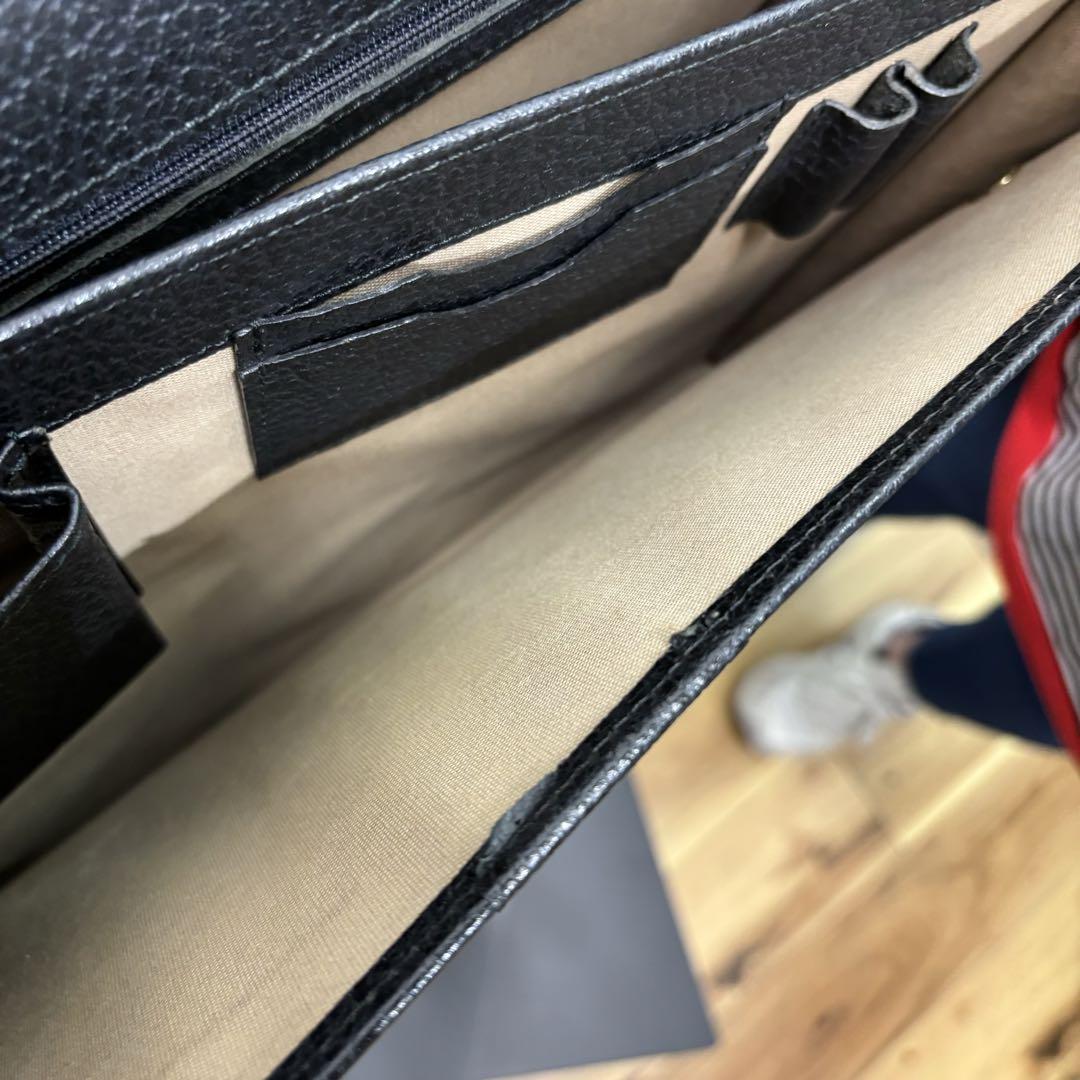 タニザワ ビジネスバッグ 黒 レザー　高級バッグ　美品