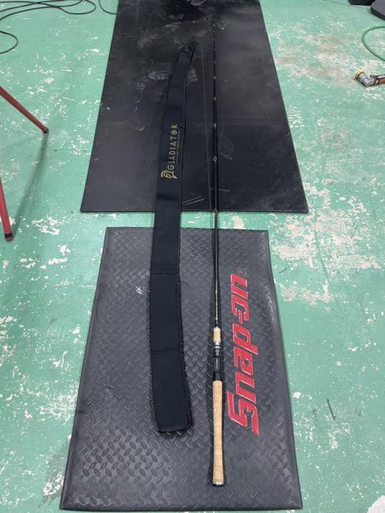 GLADIATOR G-711MHC Slugger