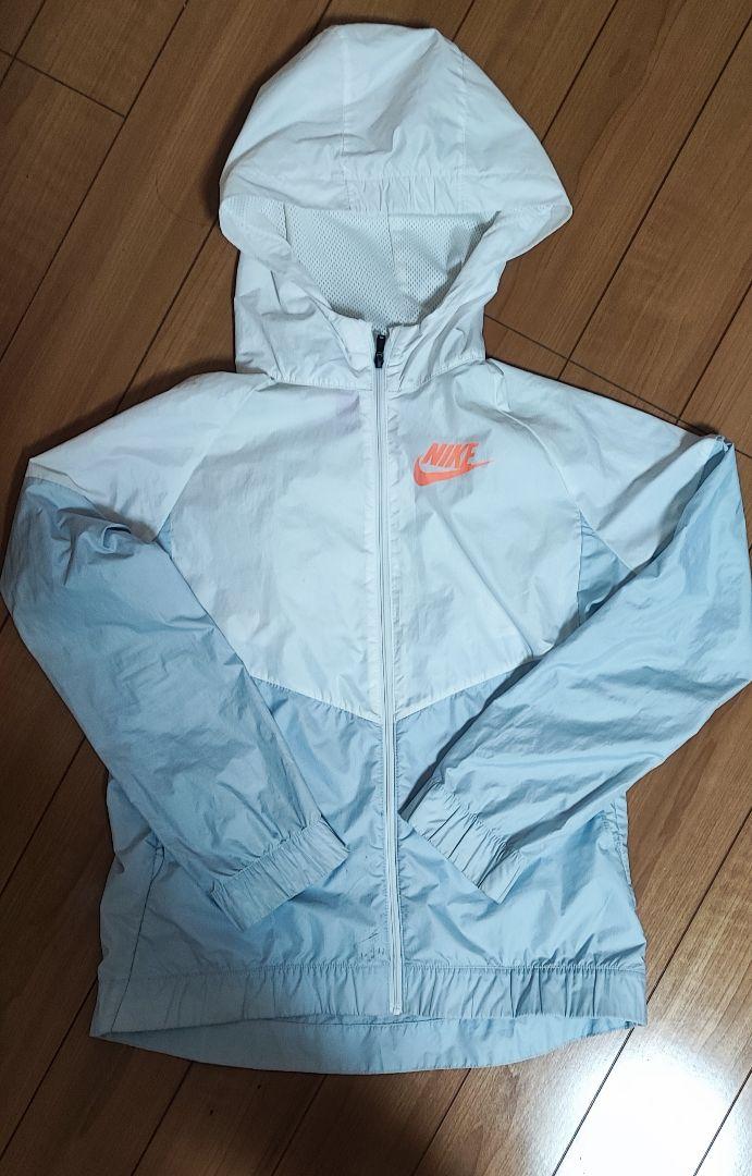 Nike フード付きウィンドブレーカー Mサイズ - メルカリ