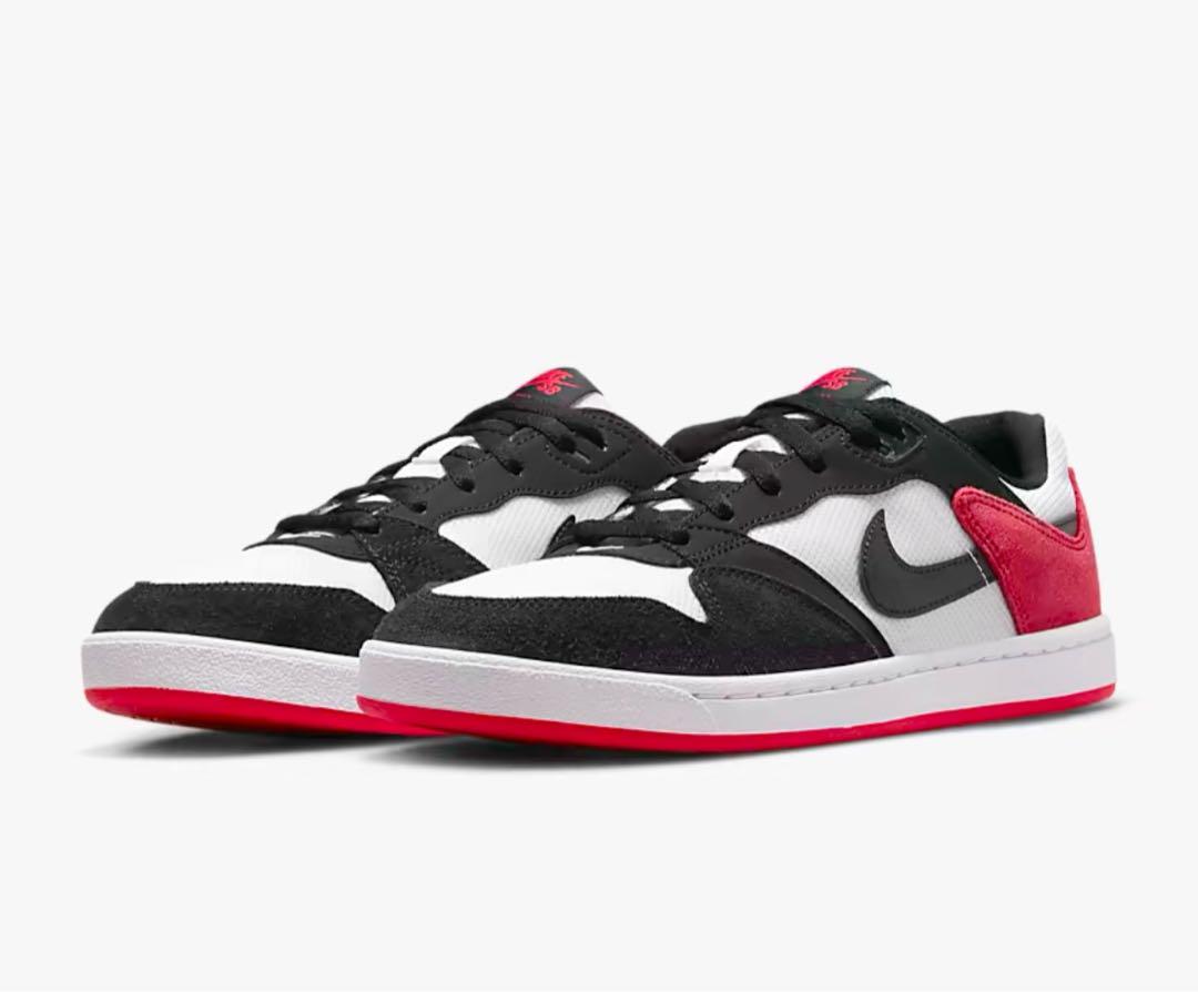 Nike スニーカー 黒/白/赤　26cm