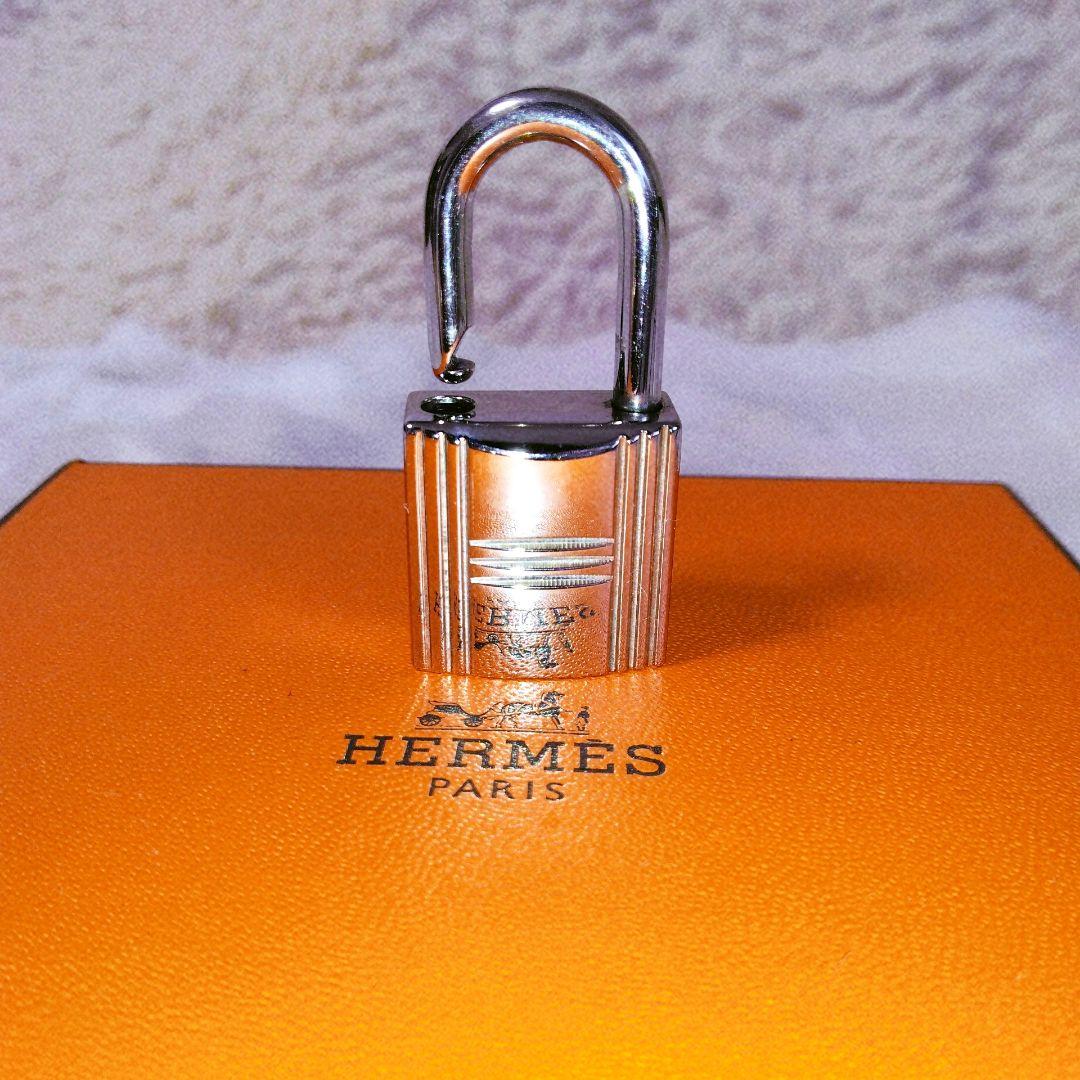 HERMES エルメス