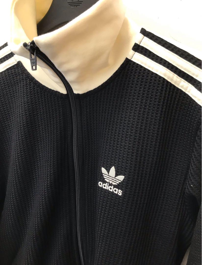 adidas 長袖ジャケット Mサイズ ブラウン　JW0110