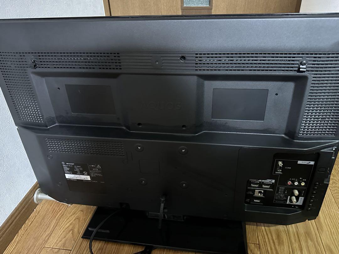 テレビ32型、DVDレコーダーセット