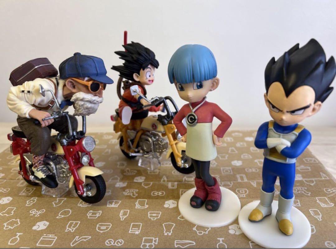⭐️ドラゴンボール　悟空　亀仙人　ベジータ　ブルマ　フィギュア　豪華4点セット！