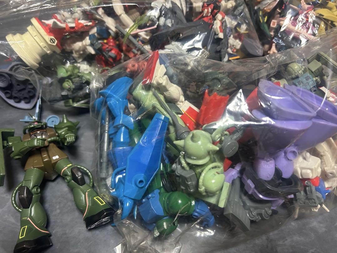 歴代ガンダムシリーズ　約200体以上フィギュアまとめ売り