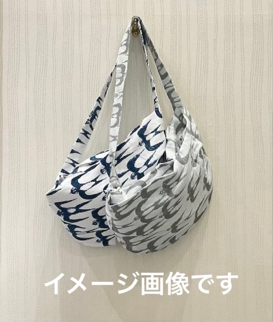 新品・タグ付　ミナペルホネン　hello swallow　ボディバッグ