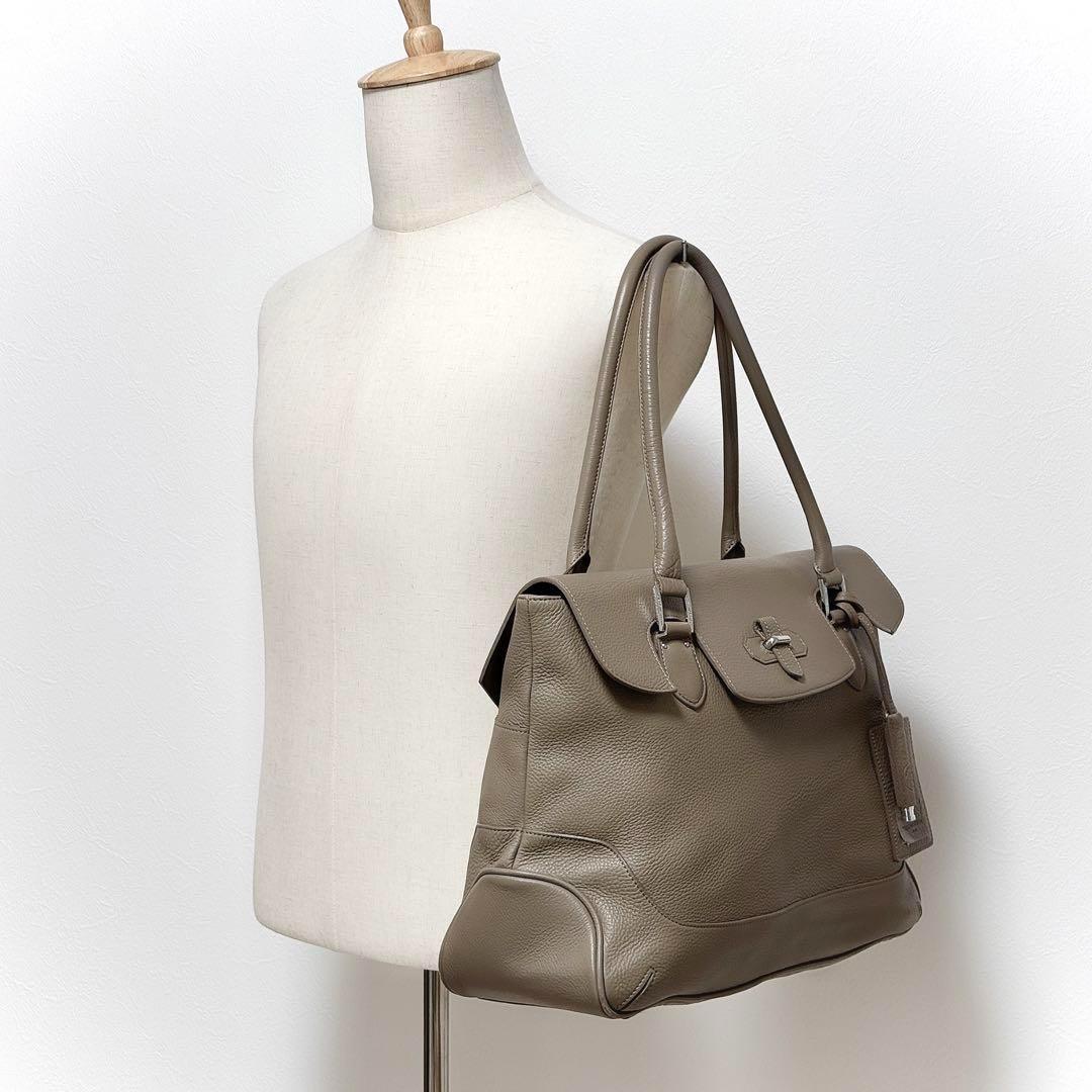 ペッレモルビダ メイデンヴォヤージュ