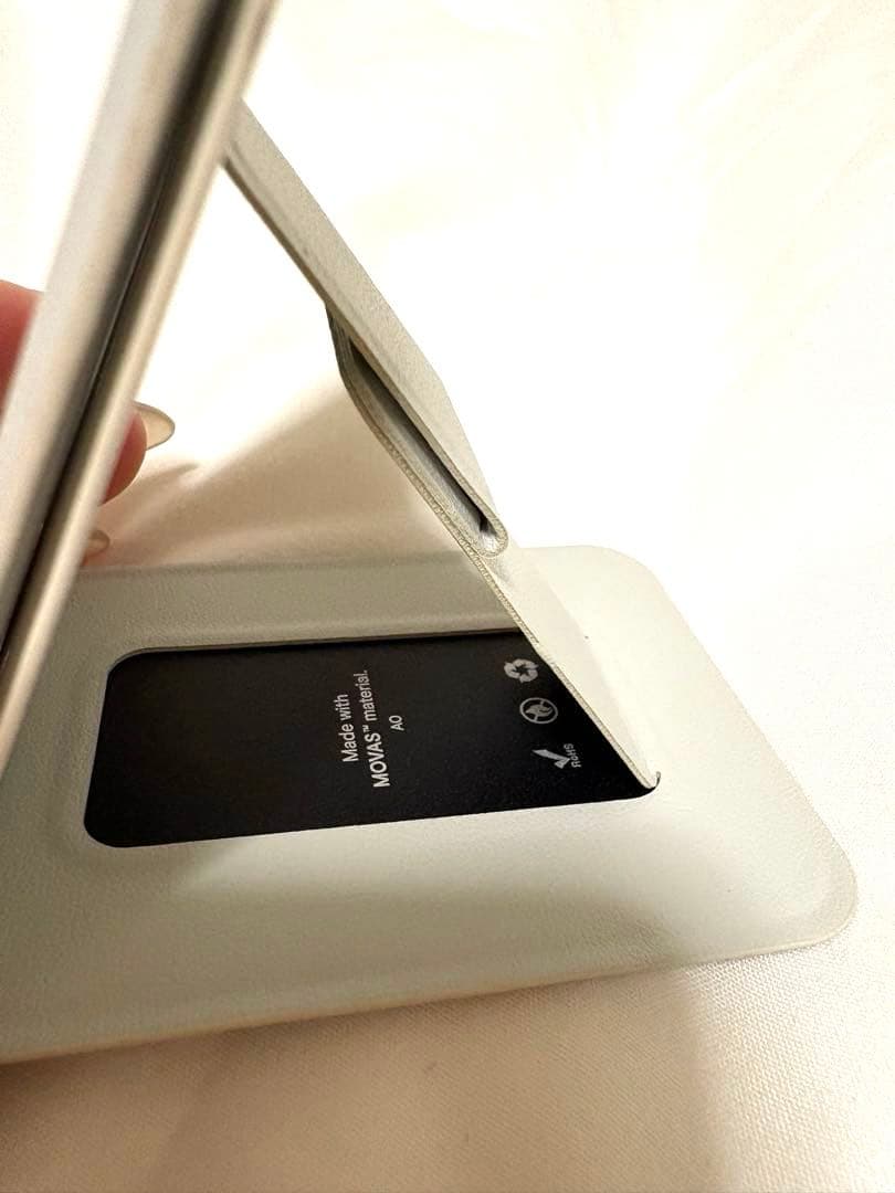 MOFT Misty Gray Chameleon Multi-Smartphone Stand Foldable