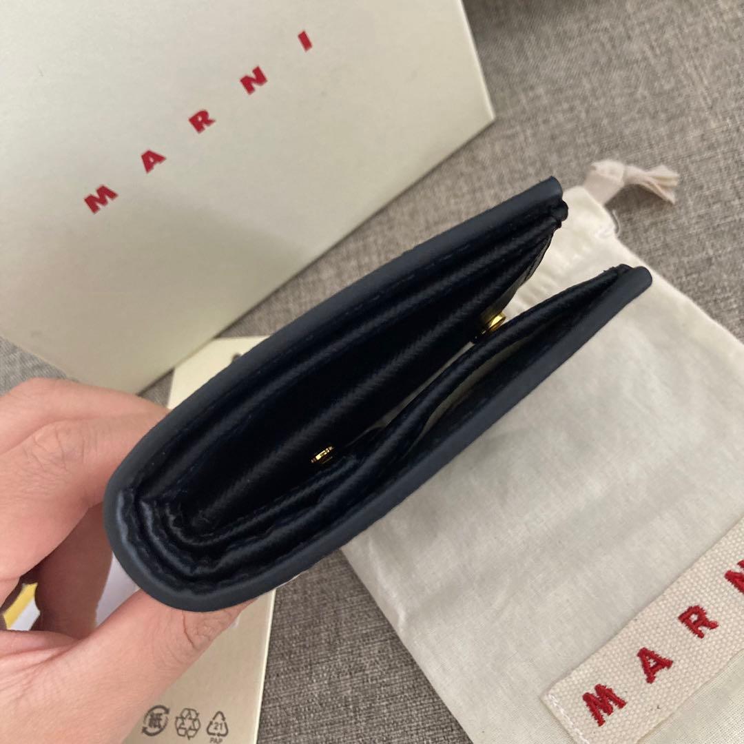 MARNI二つ折り財布PFMOQ14U07 LV520 Z360N ブラック LV520 マルニ