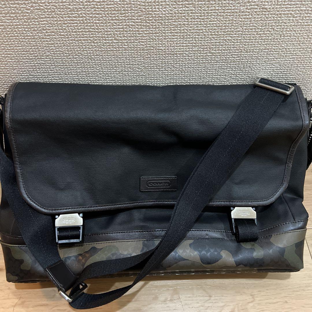 COACH メッセンジャーバッグ ブラック 迷彩