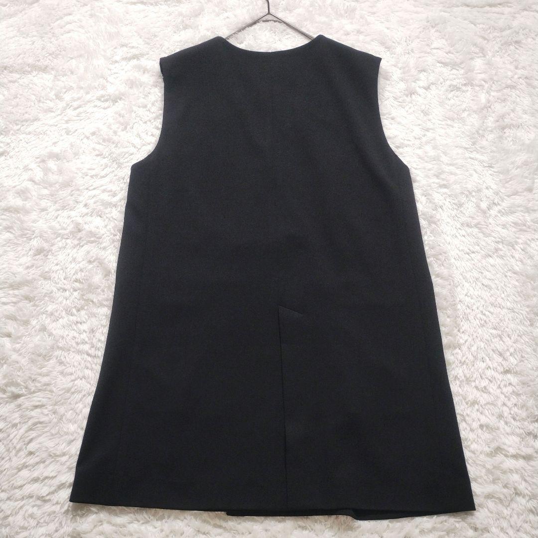 新品タグ付き☆24SS☆アンフィーロ　BEAUTY MOVE ミドルジレ　M　黒