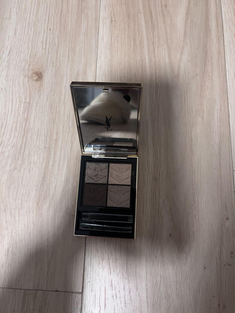 CHANEL アイシャドウパレット 9001 CHANEL アイシャドウパレット 9001