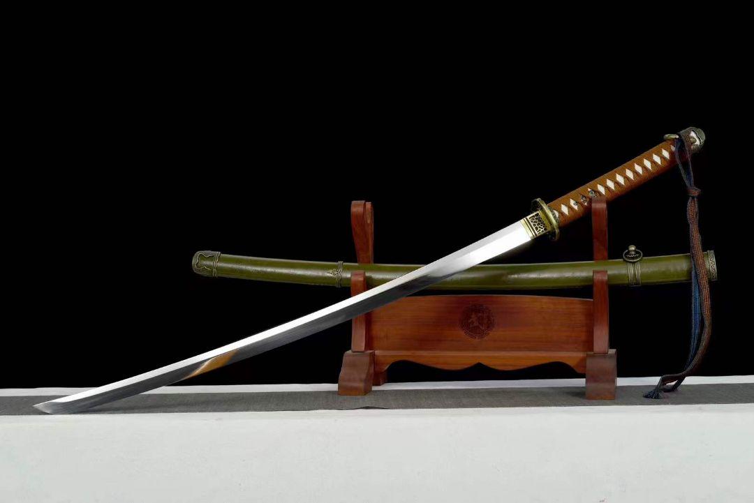 『鏡面金98軍刀』古兵器 武具 刀装具 日本刀 模造刀 居合刀 鏡面金98軍刀』古兵器 武具 刀装具 日本刀 模造刀 居合刀 武具