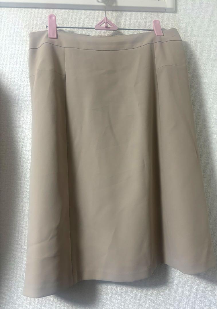 23区　タイトスカート　ベージュ
