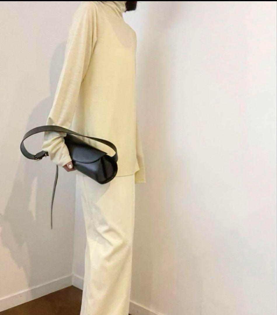 【メール便不可】 digne クリームイエロー・ディニュ turtle sleeve Long トップス