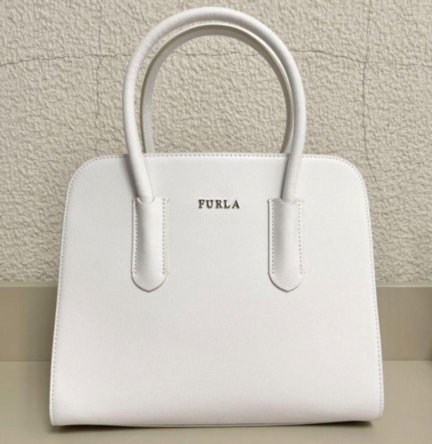 FURLA ホワイト ハンドバッグ 保存袋付き