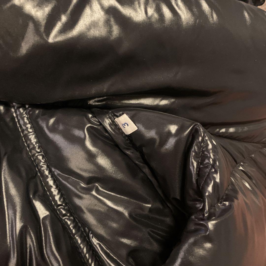 MONCLER フード付きダウンベスト 黒