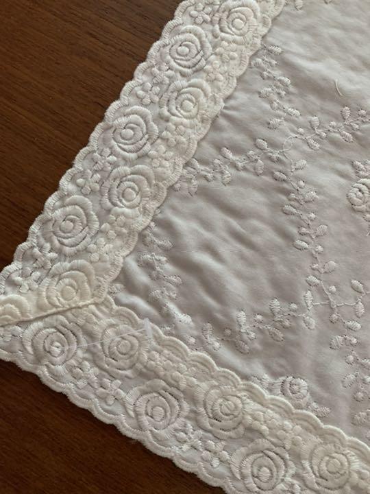 刺繍花柄バラ柄ドイリー
