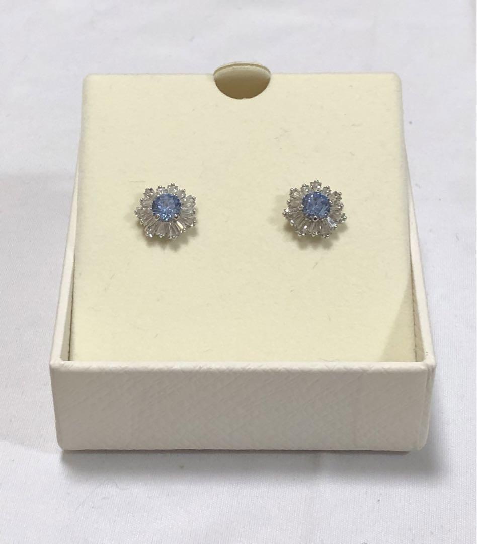 スワロフスキー Swarovski Sunshine ピアス 5536741