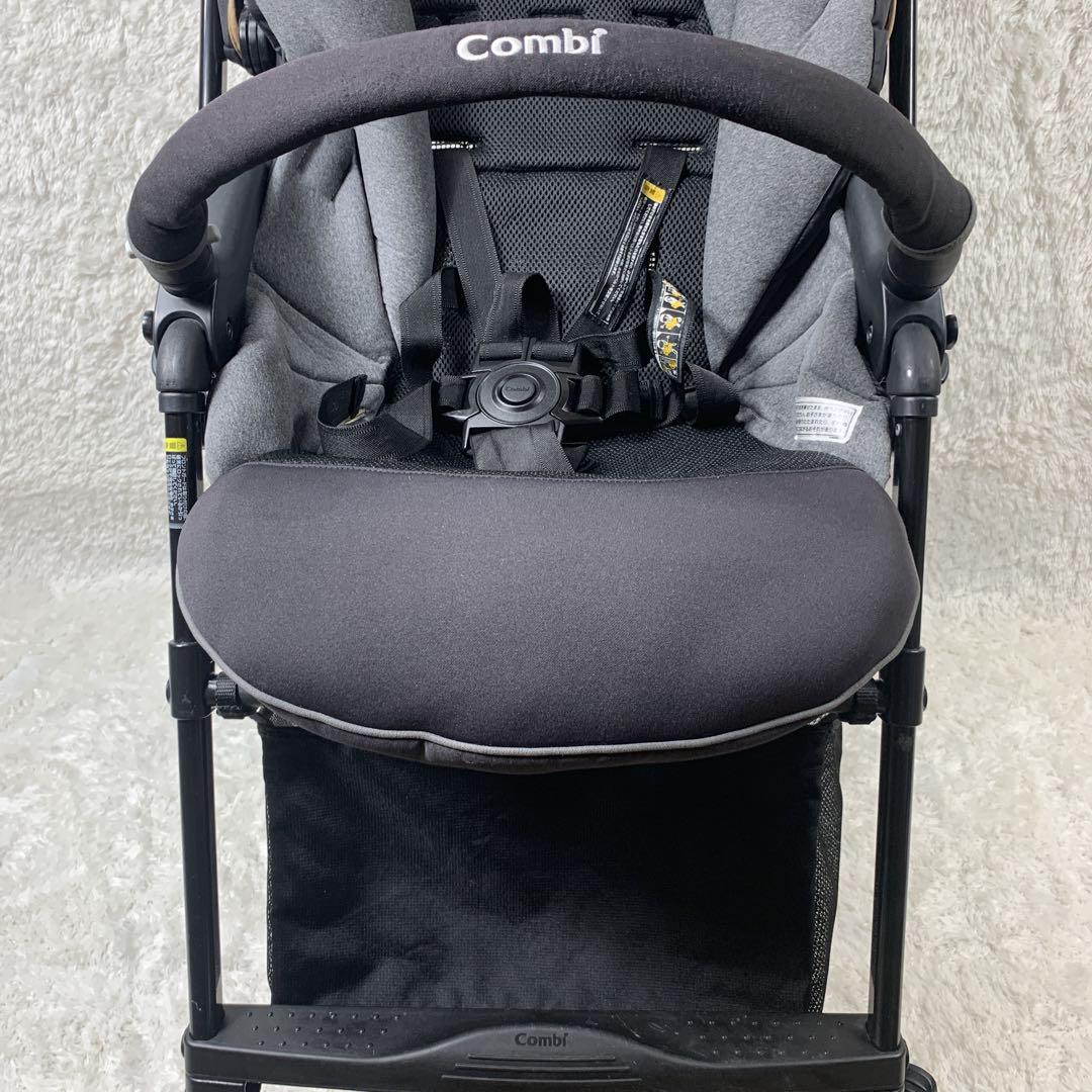 Combi スゴカルα 4キャスcompact コンビベビーカー取説付