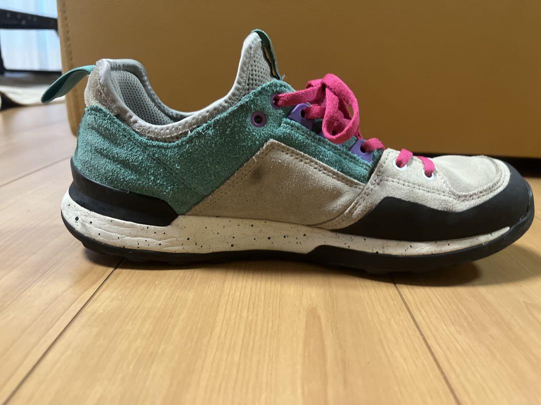 ぽっぽ　adidas FIVE TENNIE アディダス ファイブテニー