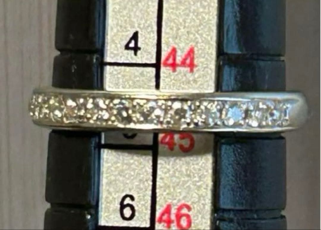 プラチナ　ダイヤモンド　リング　エタニティ