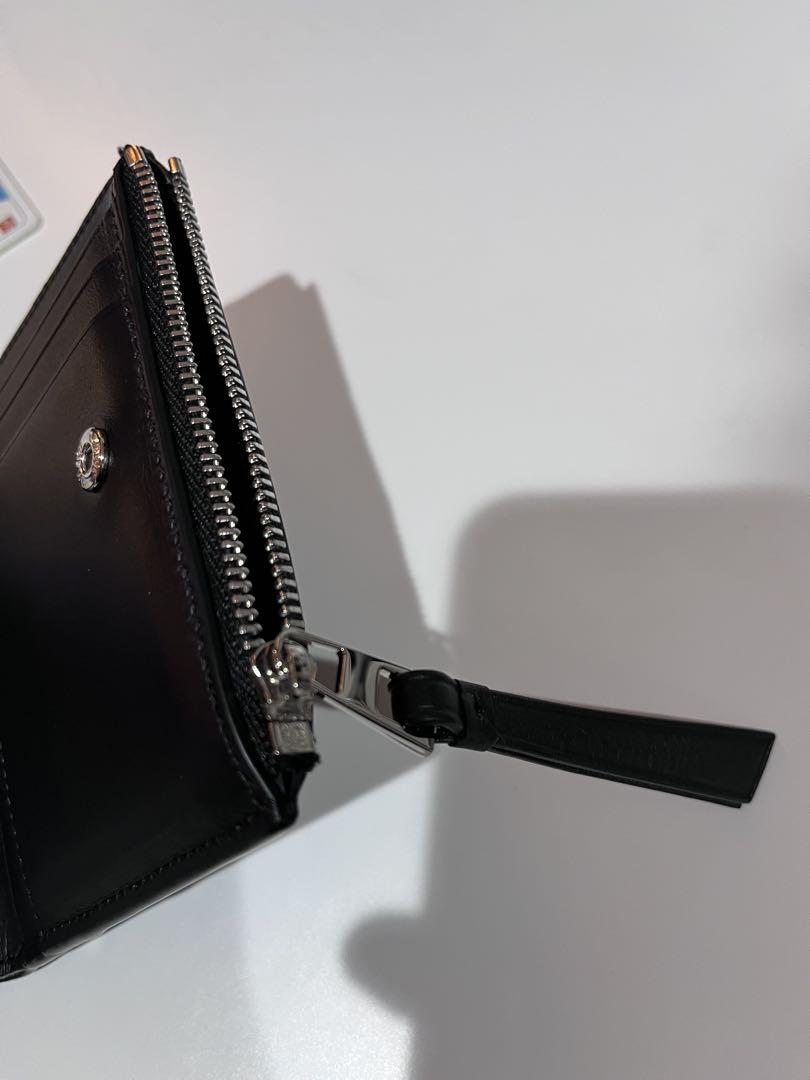 LOEWE ブラック 二つ折り財布　コンパクトジップウォレット財布　ロエベ