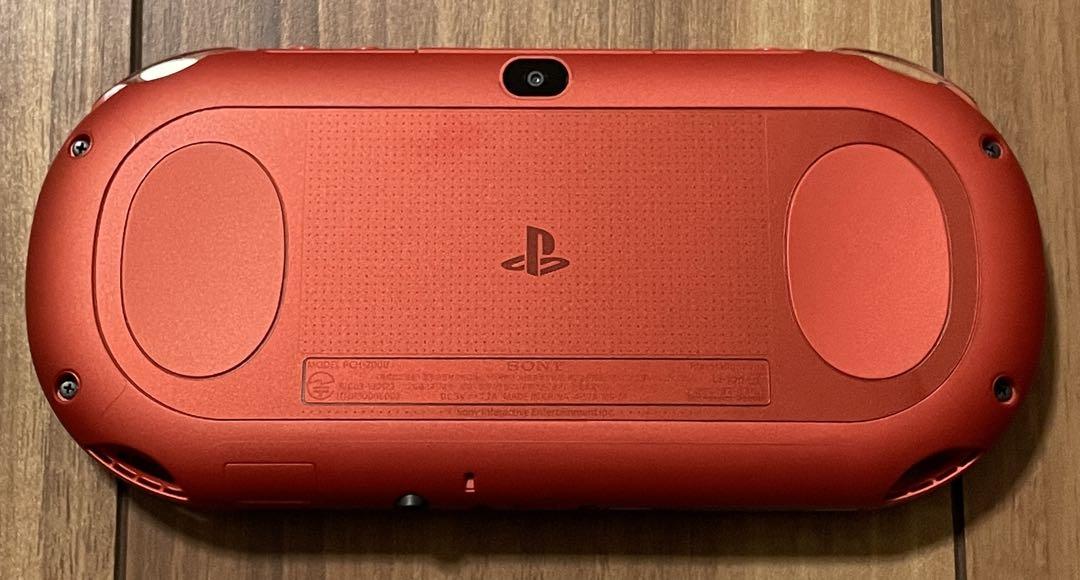 【ほぼ未使用】PSVITA PCH-2000 メタリックレッド W PSVITA PCH2000 メタリックレッド