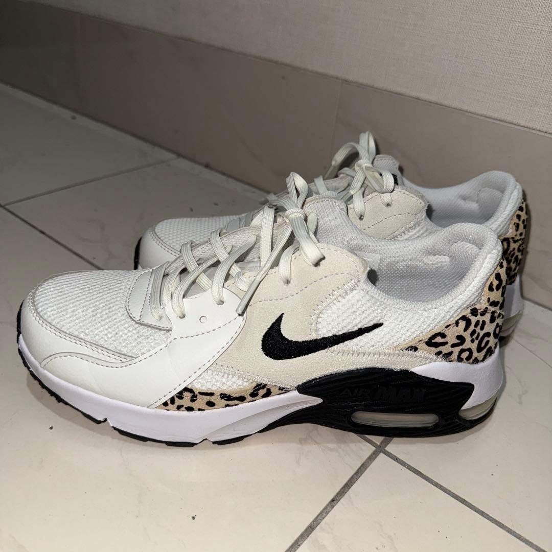 Nike Air Max Excee ホワイト/レオパード 25.0㎝ エア マックス レディース