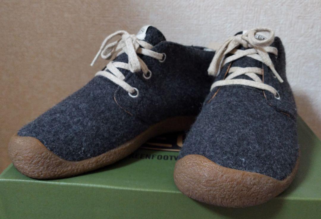 KEEN モージーチャッカ 25.5㎝