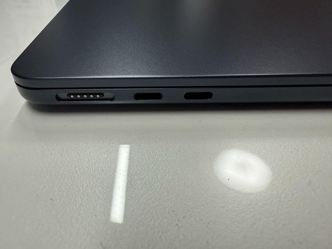 まこさん限定　ほぼ未使用MacBook Air M3 16GBメモリ 256GB