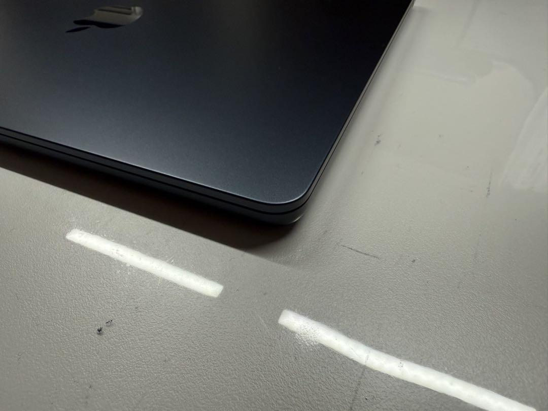 まこさん限定　ほぼ未使用MacBook Air M3 16GBメモリ 256GB