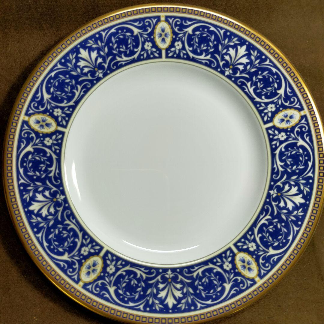 DOULTON CHALLINOR