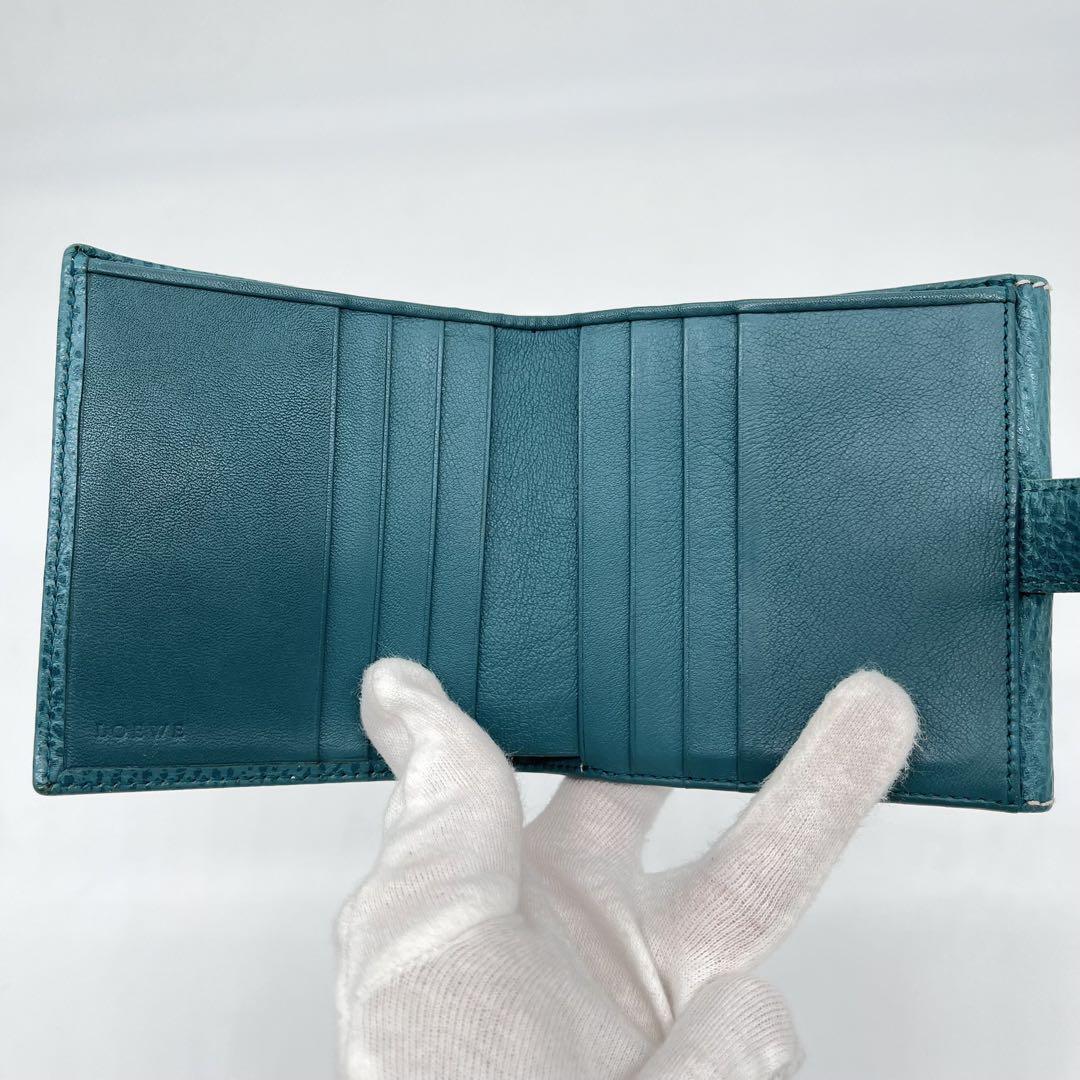 【美品】LOEWE 二つ折り財布 ロゴ型押し シルバー金具 レザー