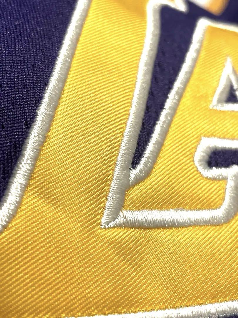 希少 刺繍 NBAユニフォーム LA Lakers LeBron James 希少】 刺繍 NBAユニフォーム LA Lakers LeBron James - メルカリ
