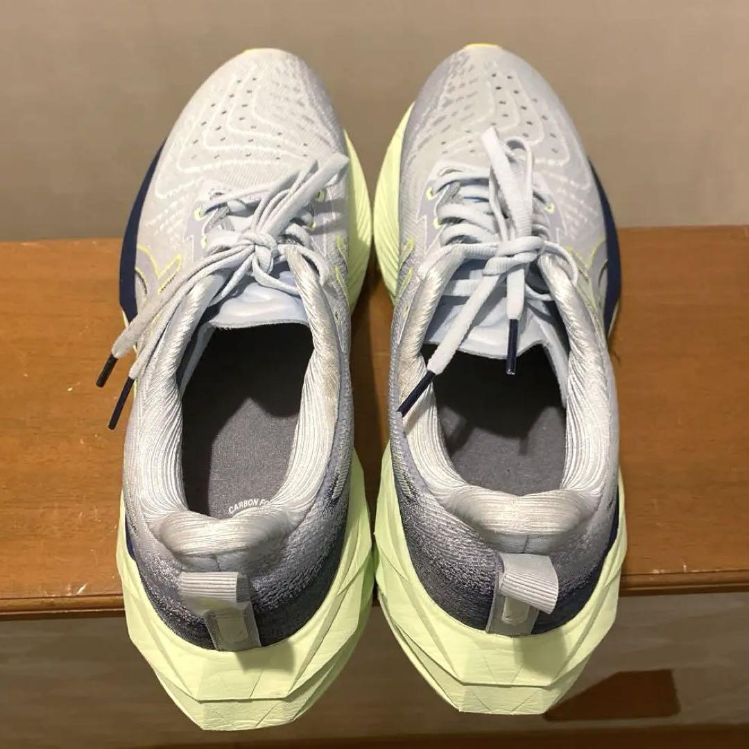 アシックスランニングシューズ　ノバブラスト4  26.5