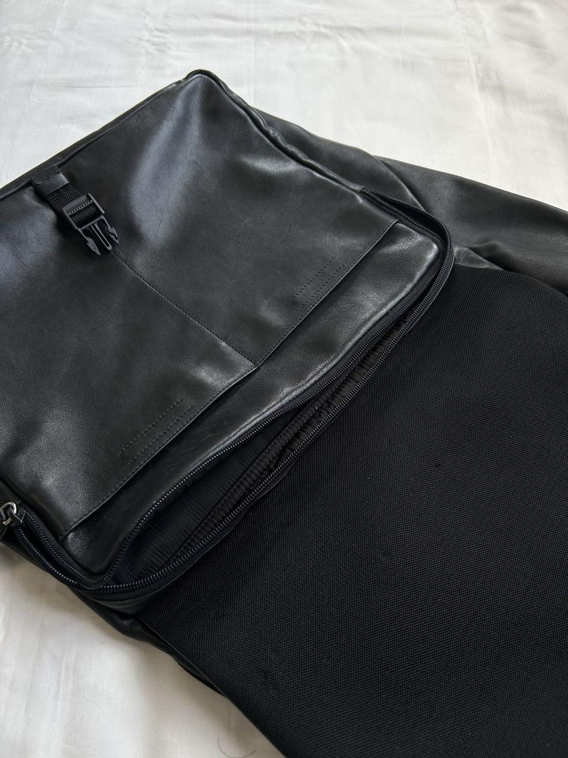 バッグ 1999 prada leather shoulder bag black