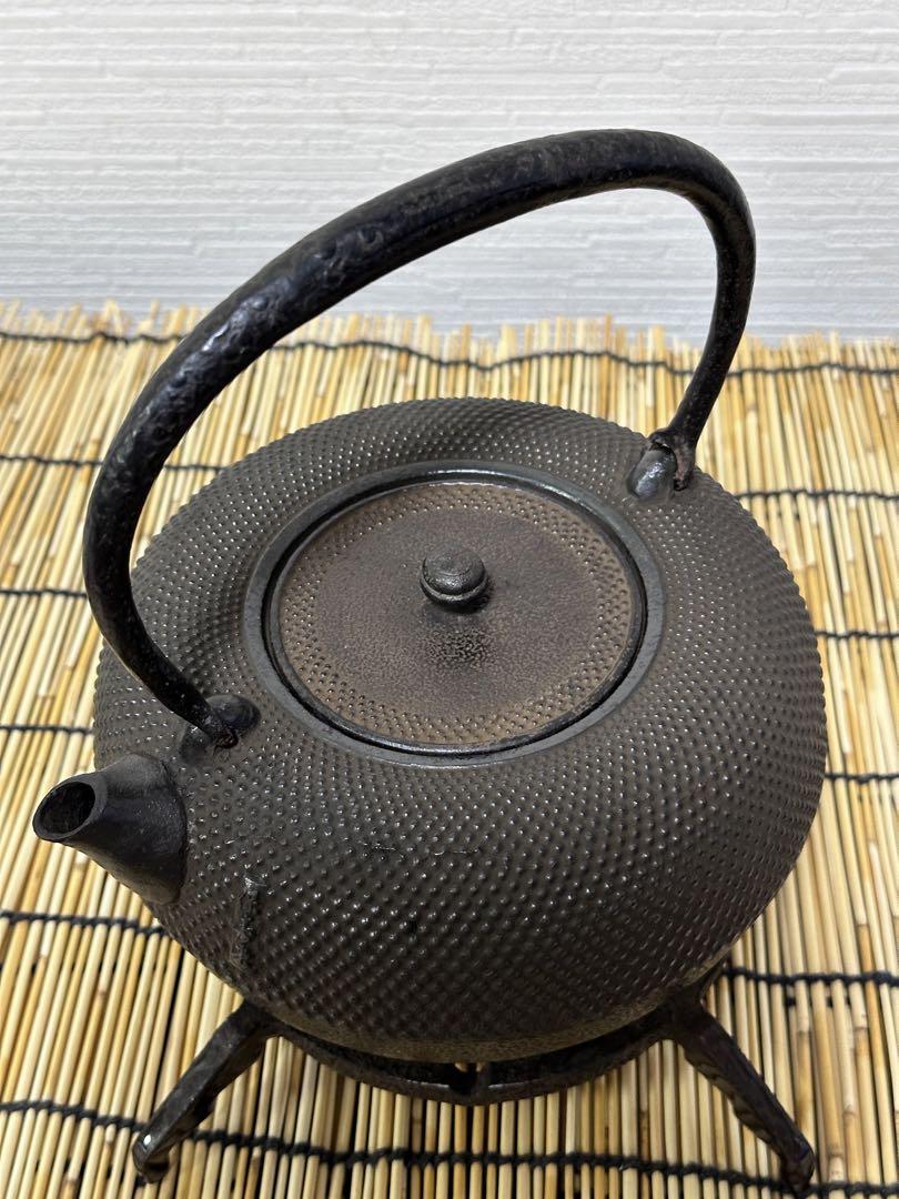 新品、供箱、栞付　菊池保寿堂　菊池 正直造 姥口アラレ　南部鉄瓶　南部鉄器