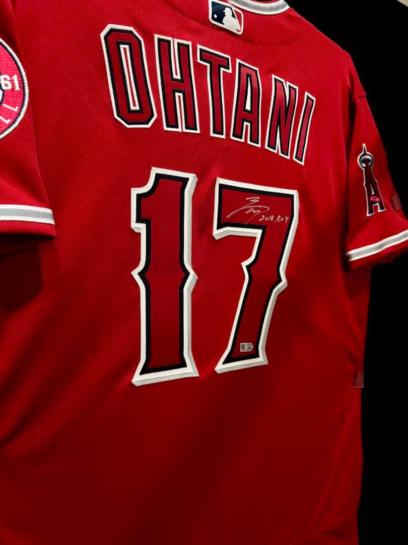 【超レア】大谷翔平 直筆サイン＋「2018 ROY」オーセンティック 高級額縁