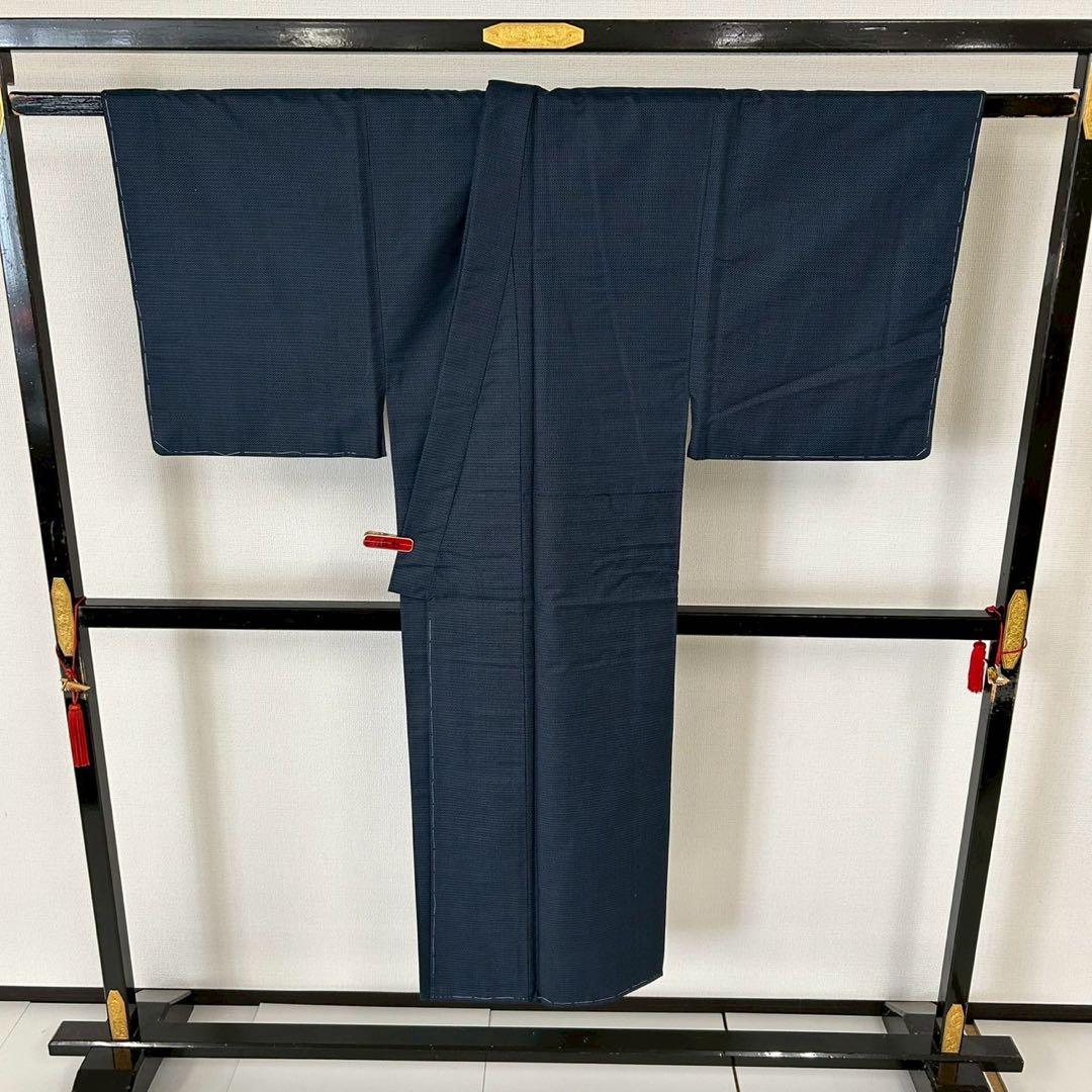男性着物 お召 山陽得巌 亀甲絣 シンプル 正絹 T-5635