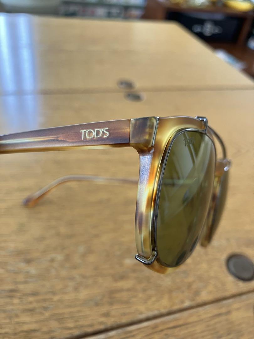 とっておきし新春福袋 TOD's ブラウンフレーム グリーンレンズ サングラス - メルカリ 小物