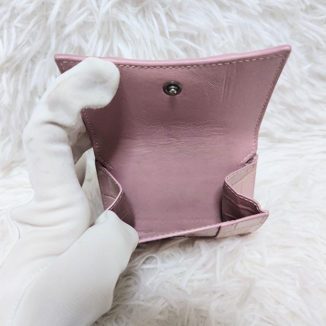 アワーグラスクロコ型押し三つ折り財布 銀金具くすみピンクBALENCIAGA