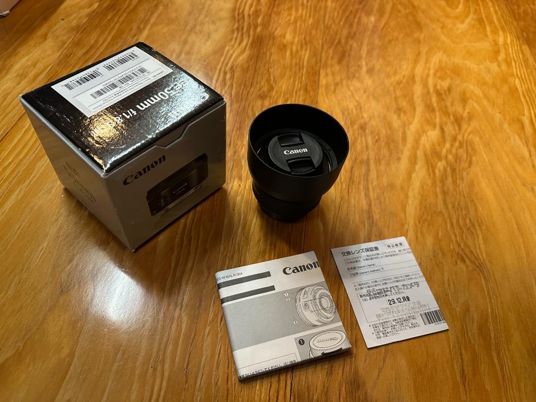 【本日発送可能】☆美品☆単焦点レンズ EF50mm F1.8 STM