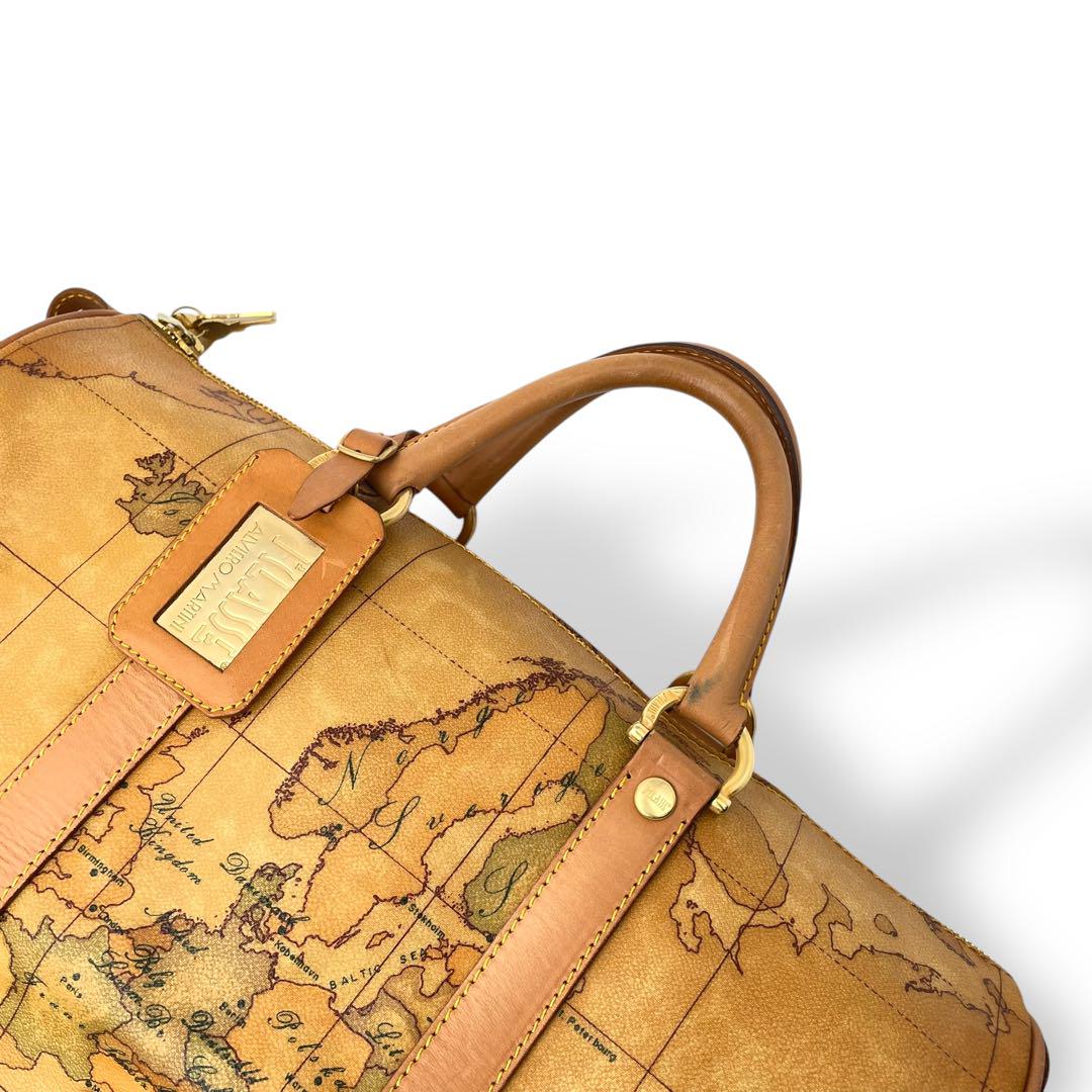 美品 PRIMA CLASSE ボストンバッグ PVCレザー 地図柄 チャーム 美品 PRIMA CLASSE ボストンバッグ PVCレザー 地図柄 チャーム