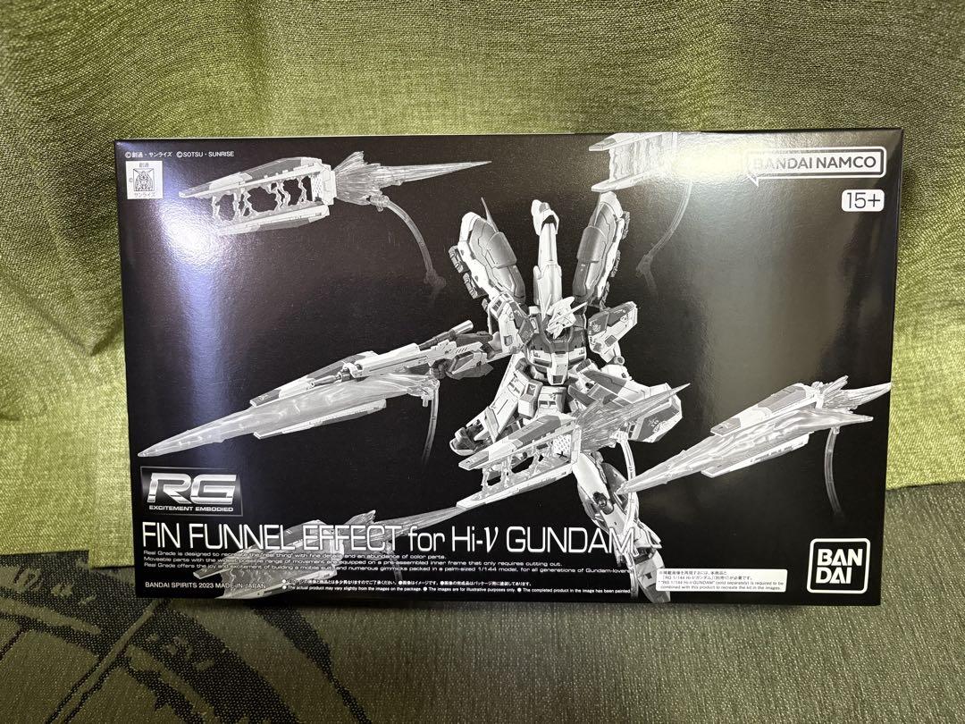 （未組み立て品）HG1/144サザビーGPBカラー Amazon | 模型戦士ガンプラビルダーズ／HG1/144白サザビーGPB
