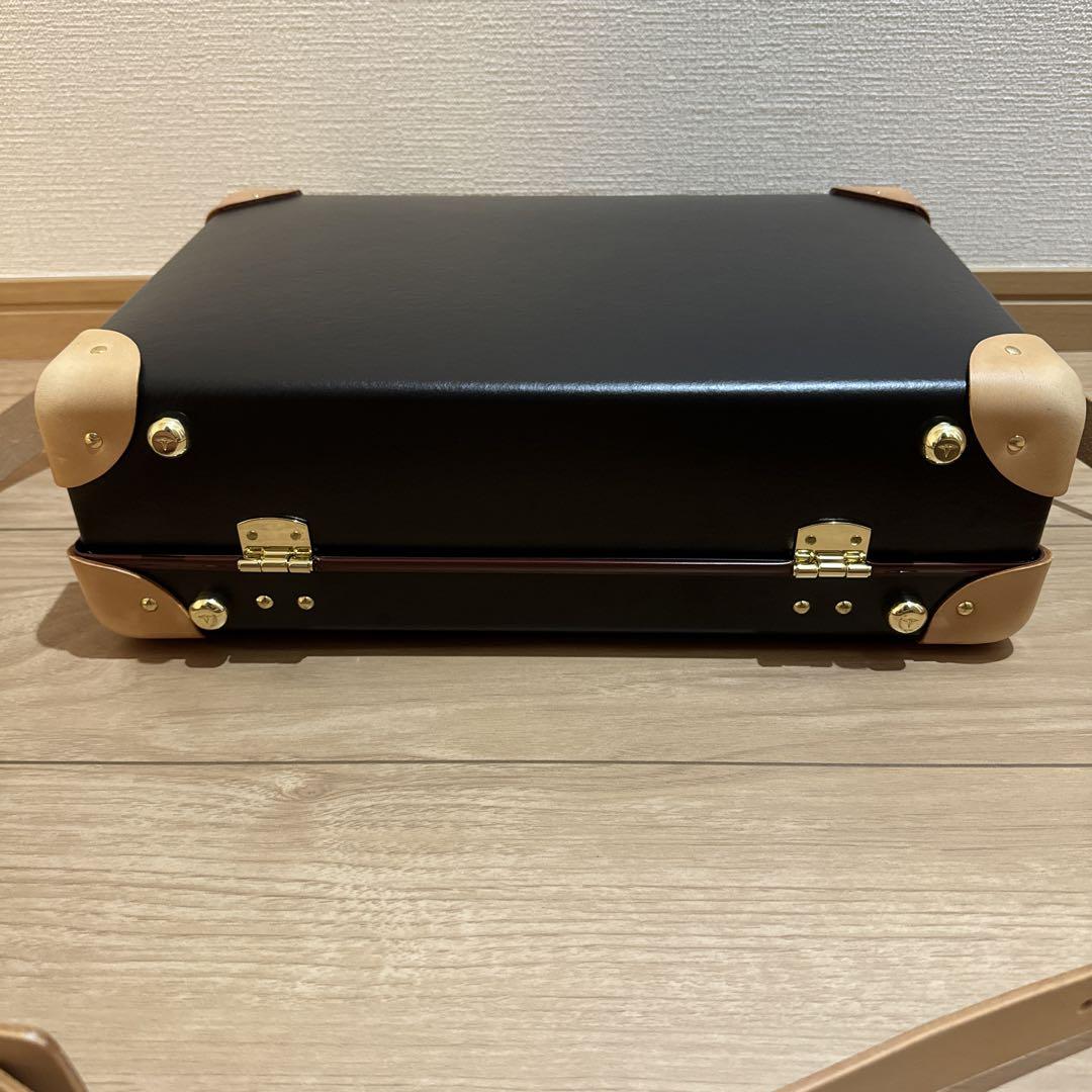 グローブトロッター スモールアタッシェ サファリ