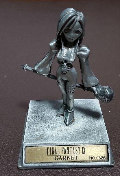 ファイナルファンタジー FF9 クロムフィギュア ジダン & ガーネット