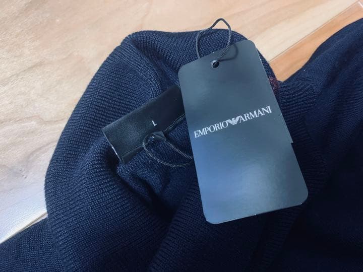 さんじゅうし様専用新品アルマーニ タートルネック ニット ネイビー