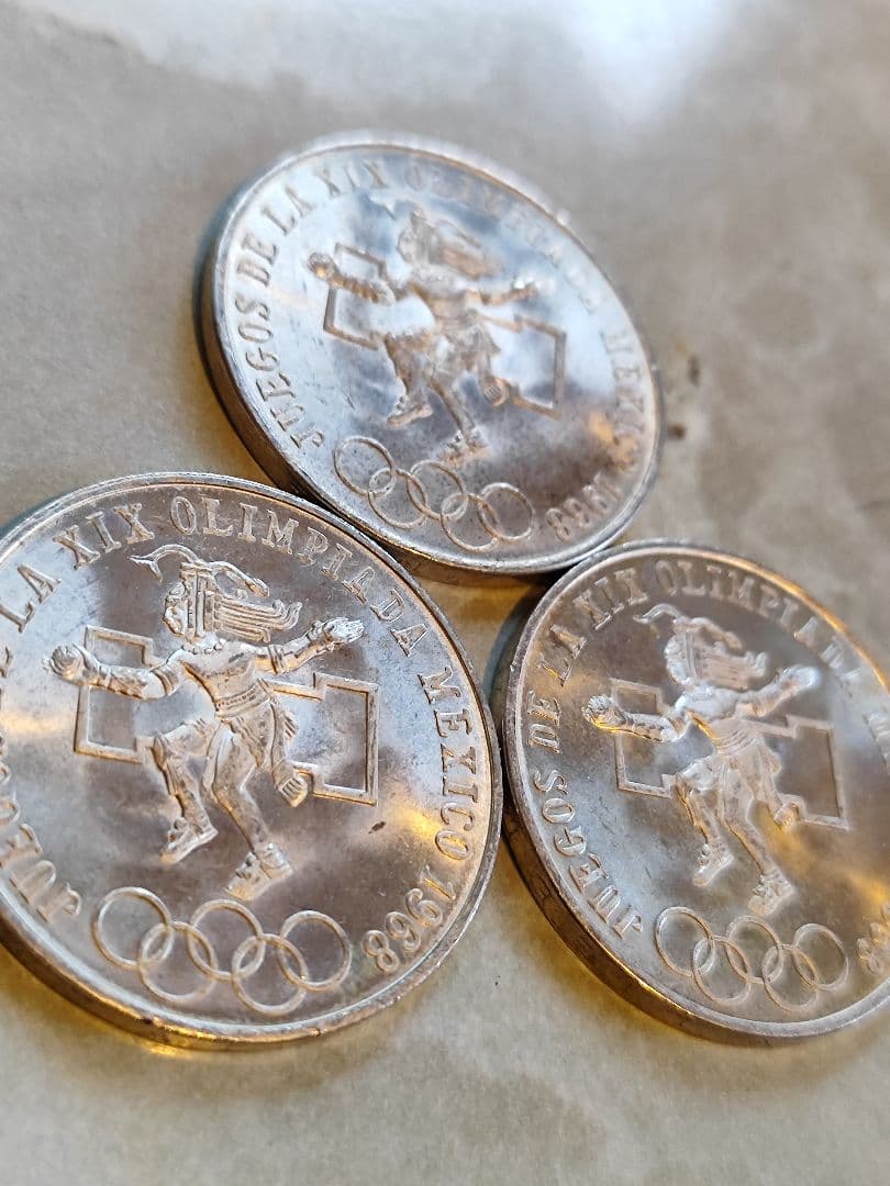 1968年メキシコオリンピック記念25ペソ銀貨 三枚 保存状態 良 1968年メキシコオリンピック記念25ペソ銀貨 三枚 保存状態 良