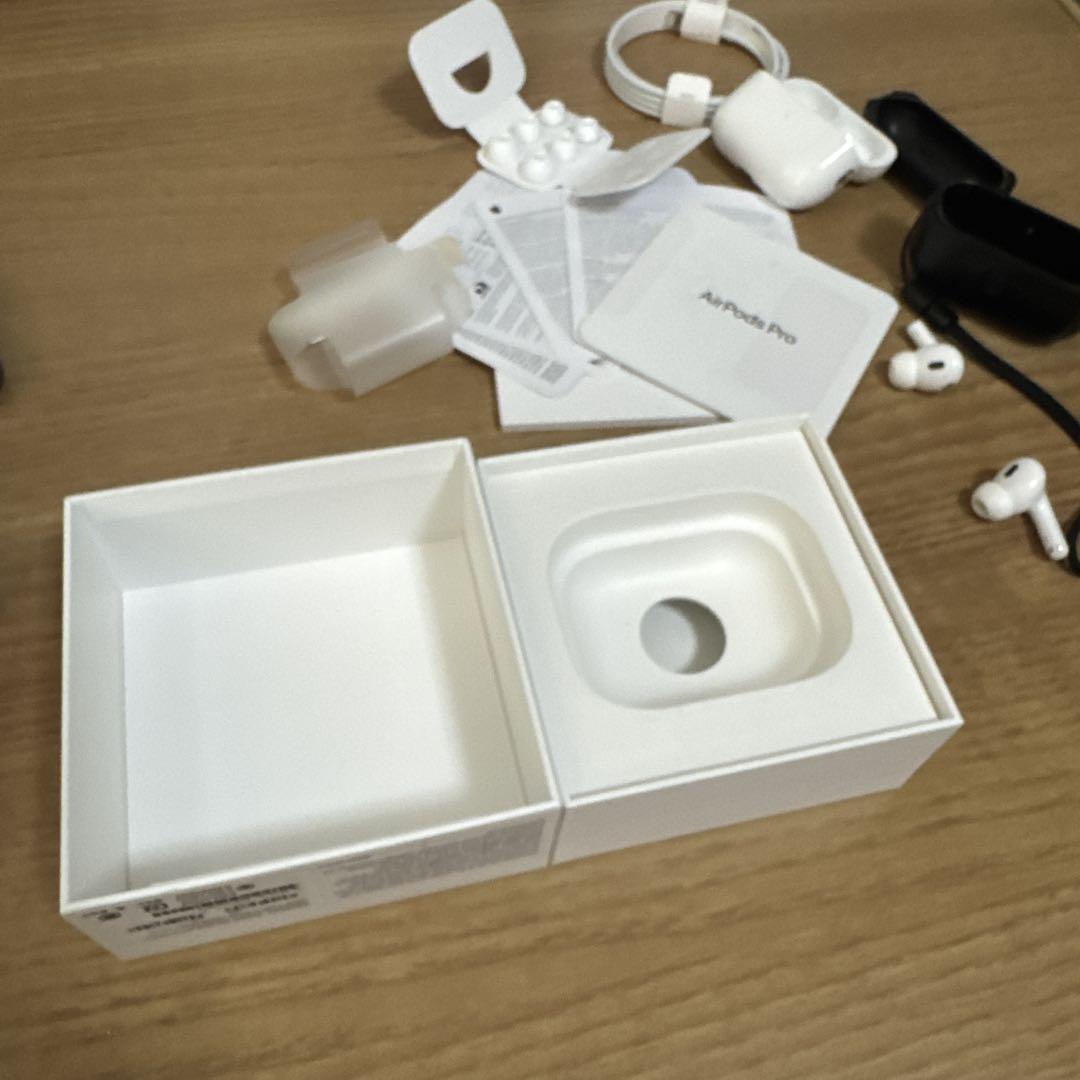 h*n様 Apple AirPods Pro 第二世代 A2698 MagSaf